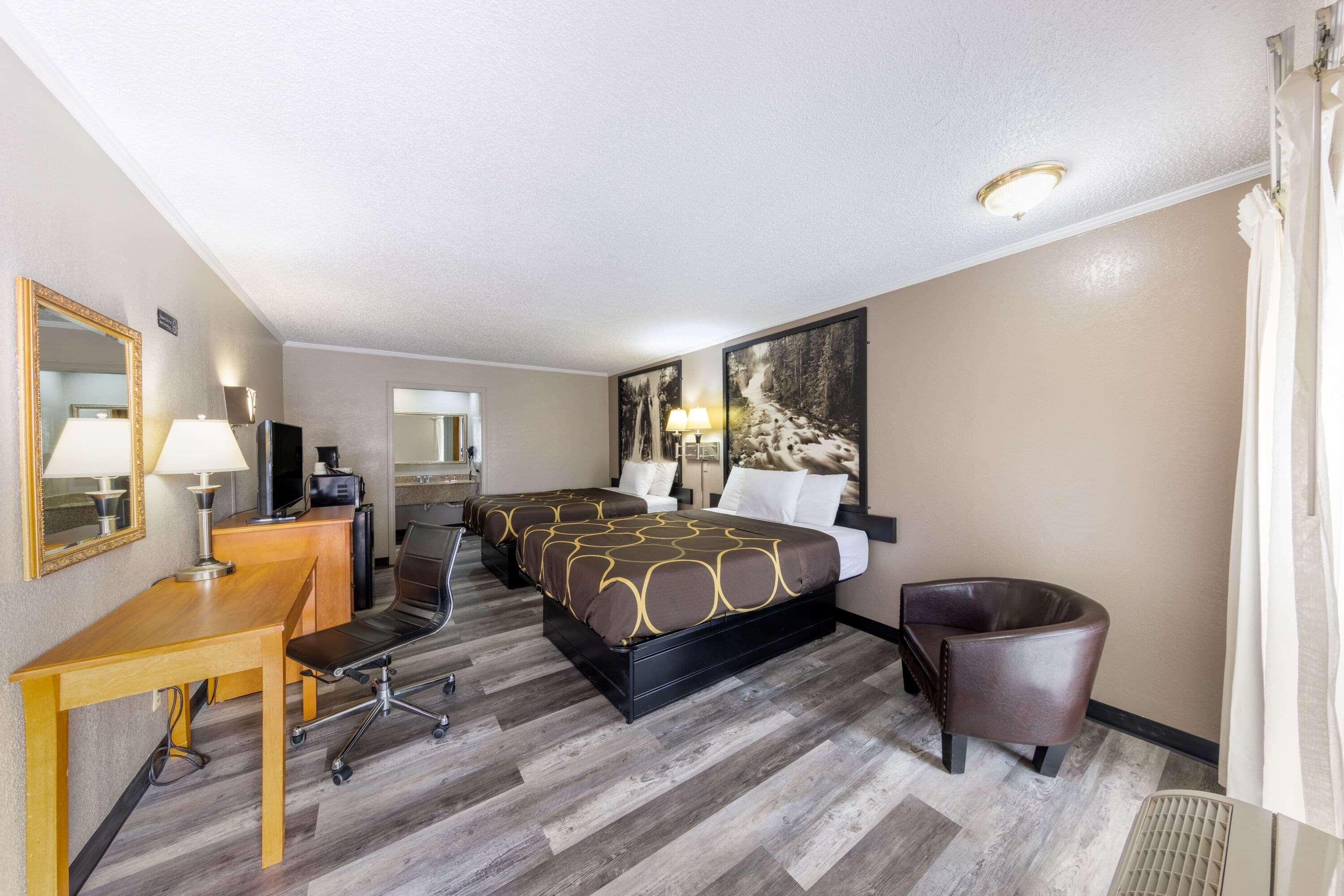 Super 8 By Wyndham Kansas City Airport North Exteriör bild